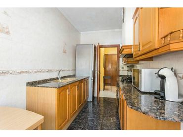 Wohnung mit Balkon zum Verkauf in Calle Cebriá Cabané