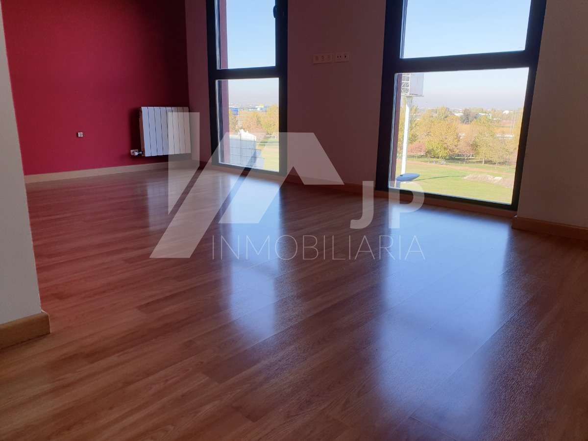 Living room of Flat to rent in  Granada Capital  with Air Conditioner, Heating and Parquet flooring