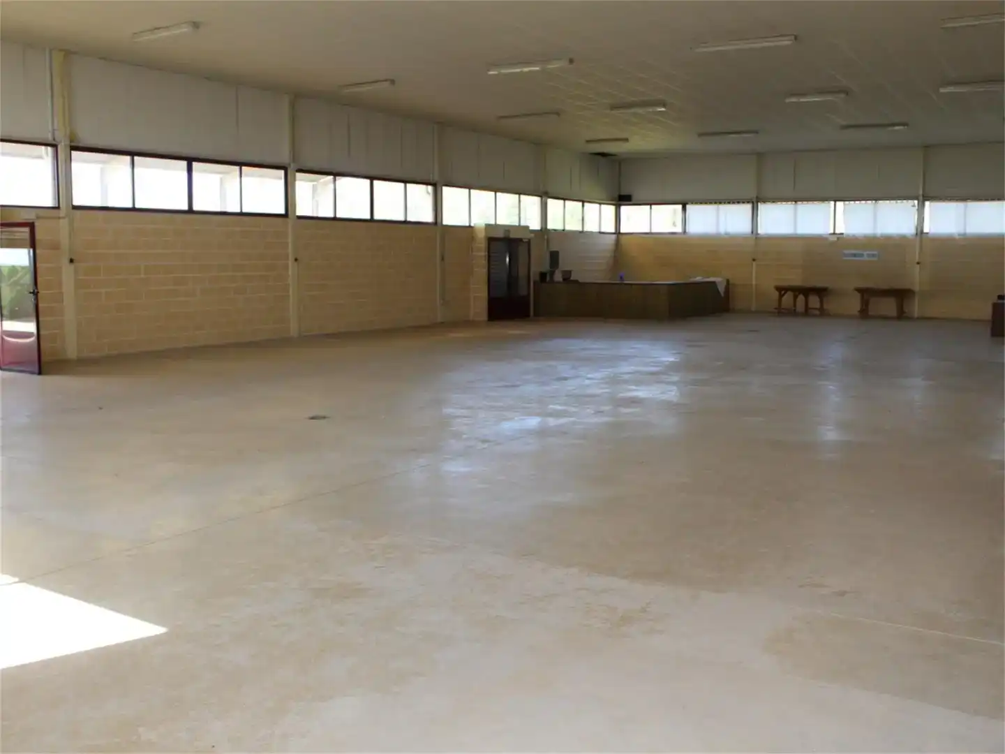 Nau industrial en venda en Cáceres