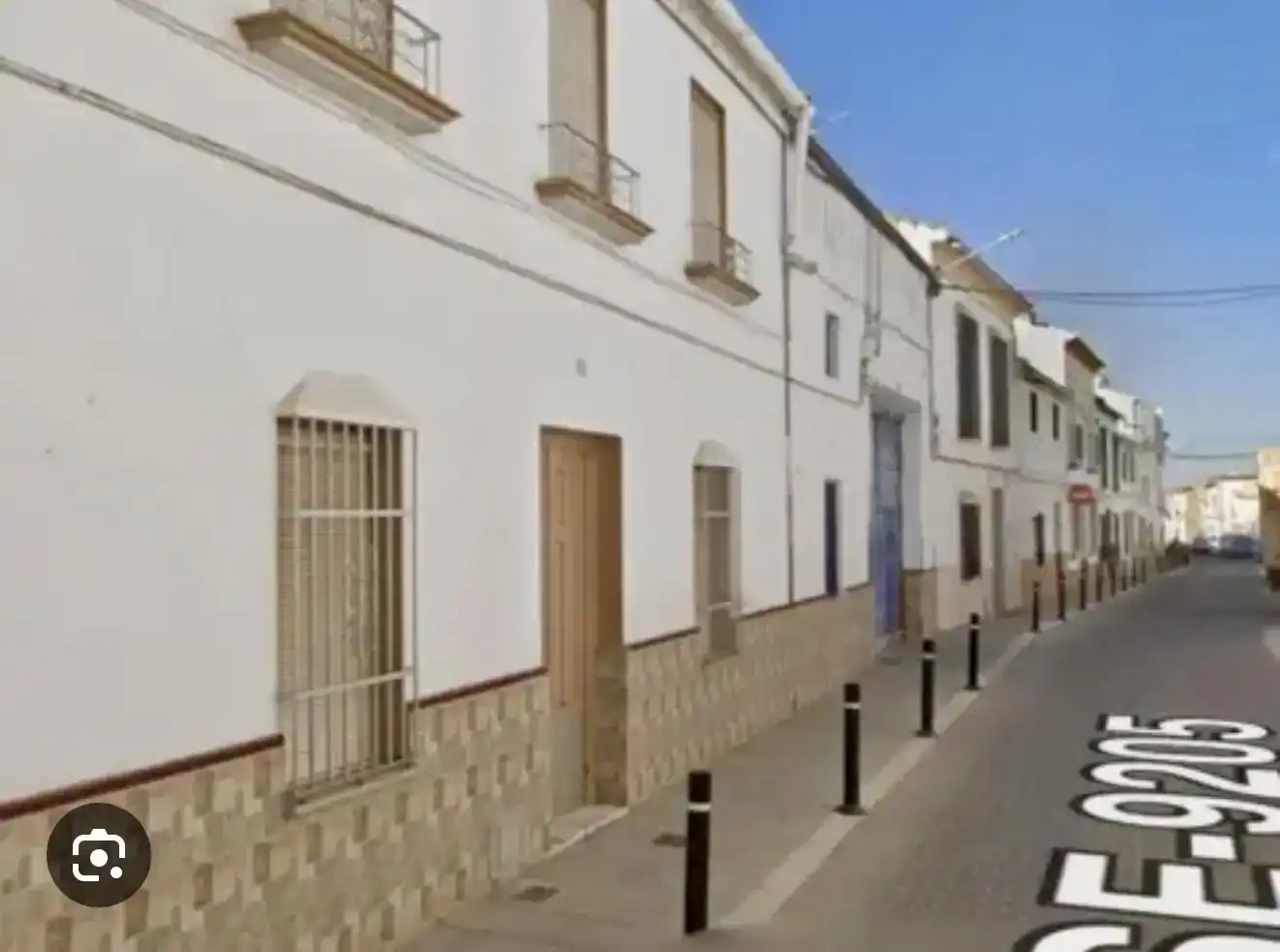 Vista exterior de Casa adosada en venda en El Rubio, Sevilla