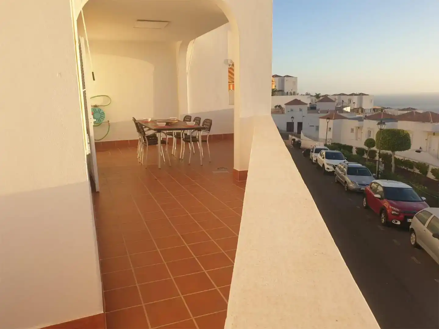 Terrasse von Wohnungen zur Miete in Adeje mit Schwimmbad und Balkon
