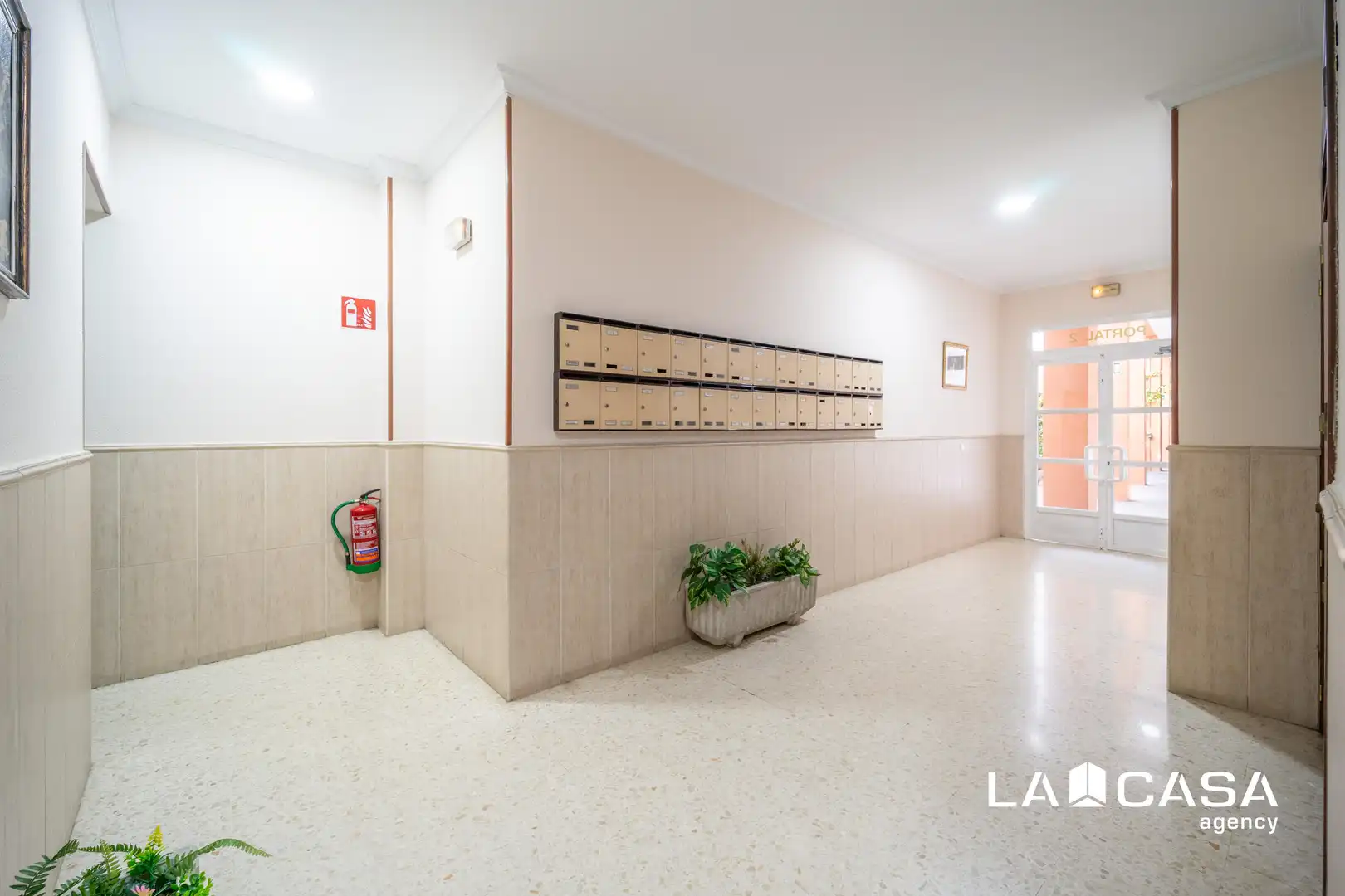 Piso en venta en Dos Hermanas con Aire acondicionado, Trastero y Piscina
