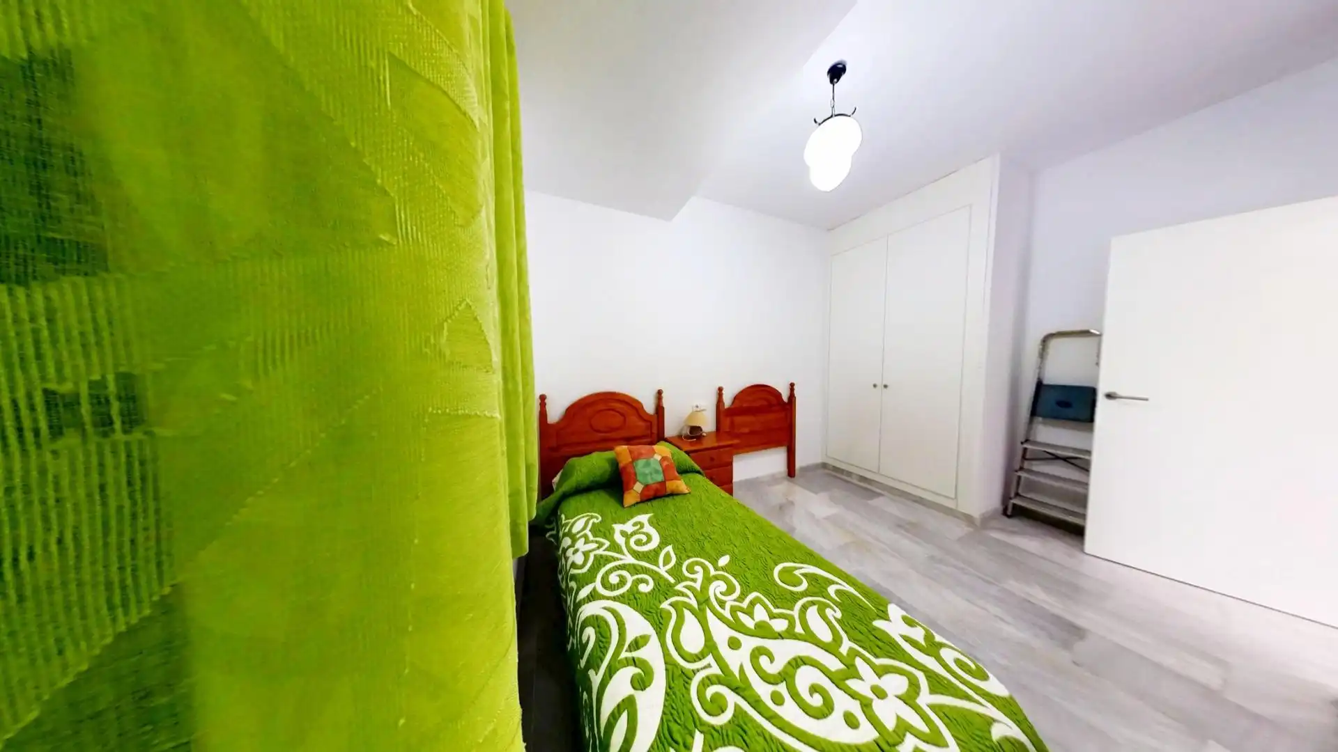 Dormitori de Apartament en venda en Gualchos amb Aire condicionat, Calefacció i Terrassa