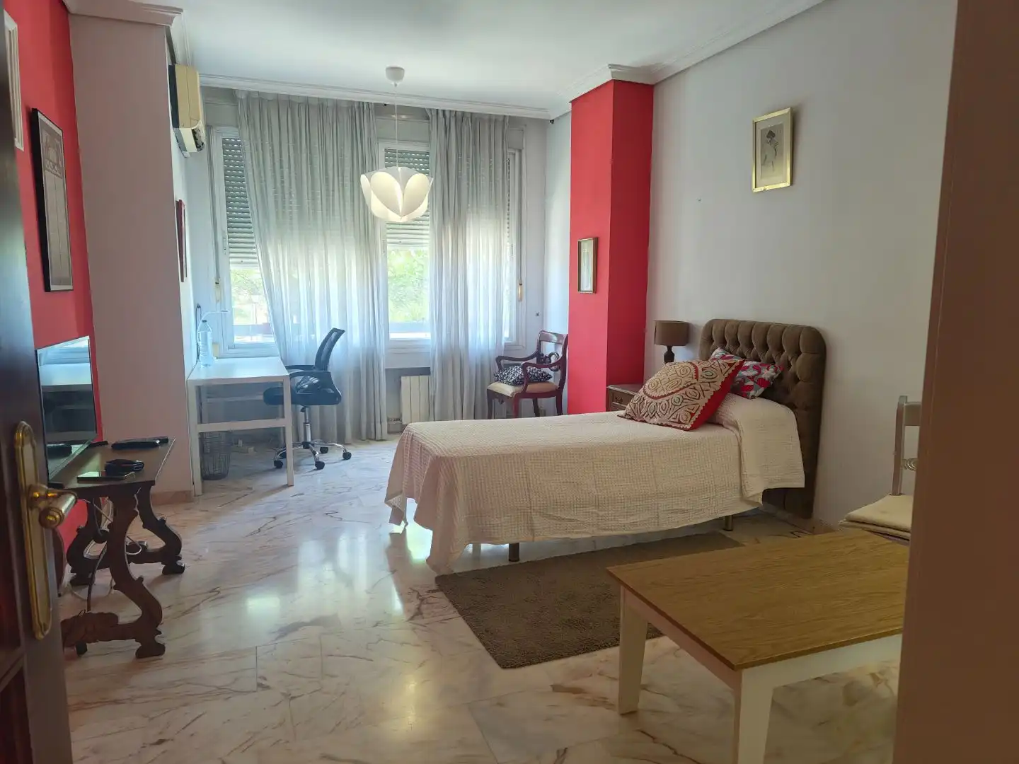 Wohnung zur Miete in Avenida de la Reina Mercedes, 19a, Sevilla Capital