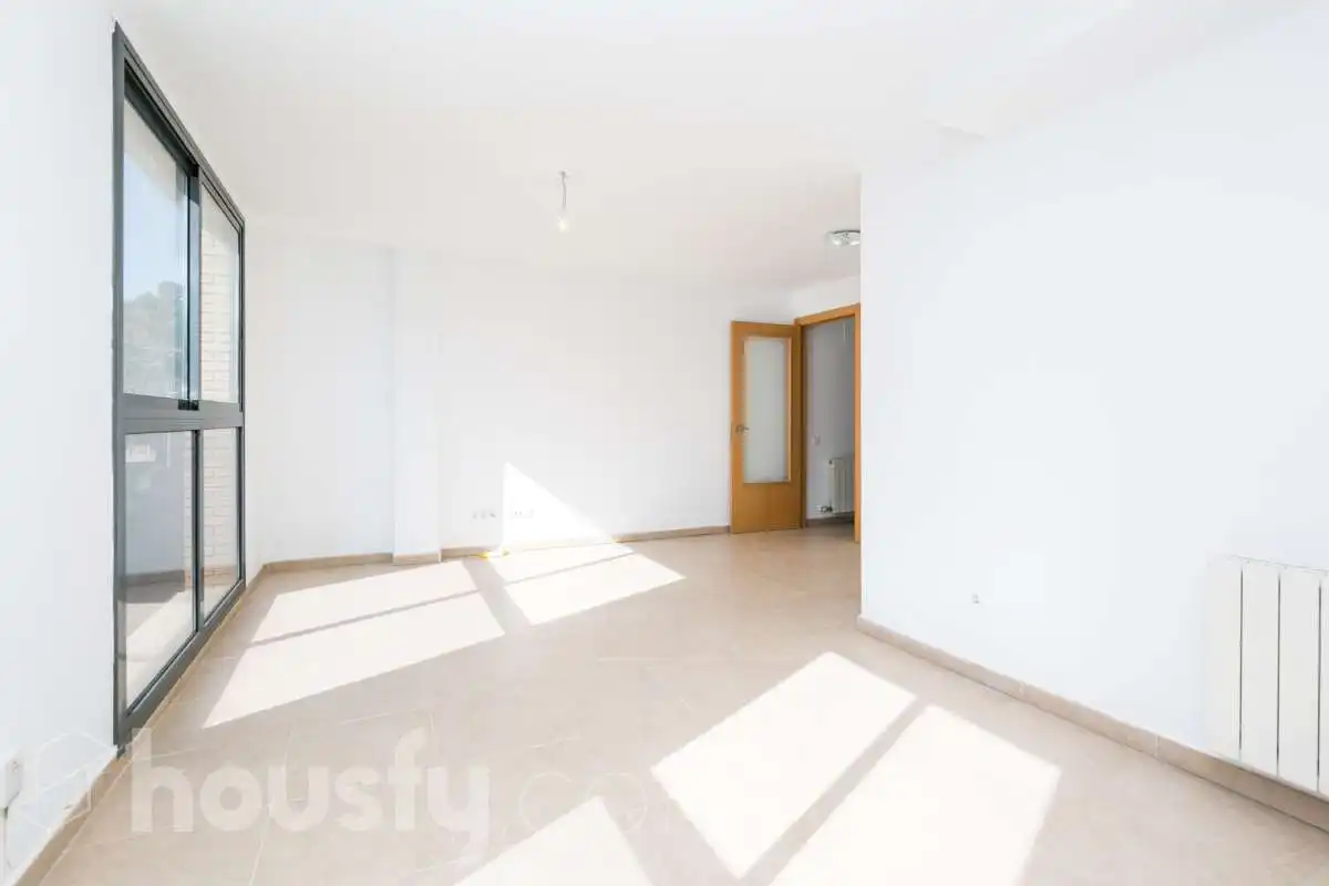 Dúplex en venda en Vallirana amb Calefacció, Terrassa i Balcó