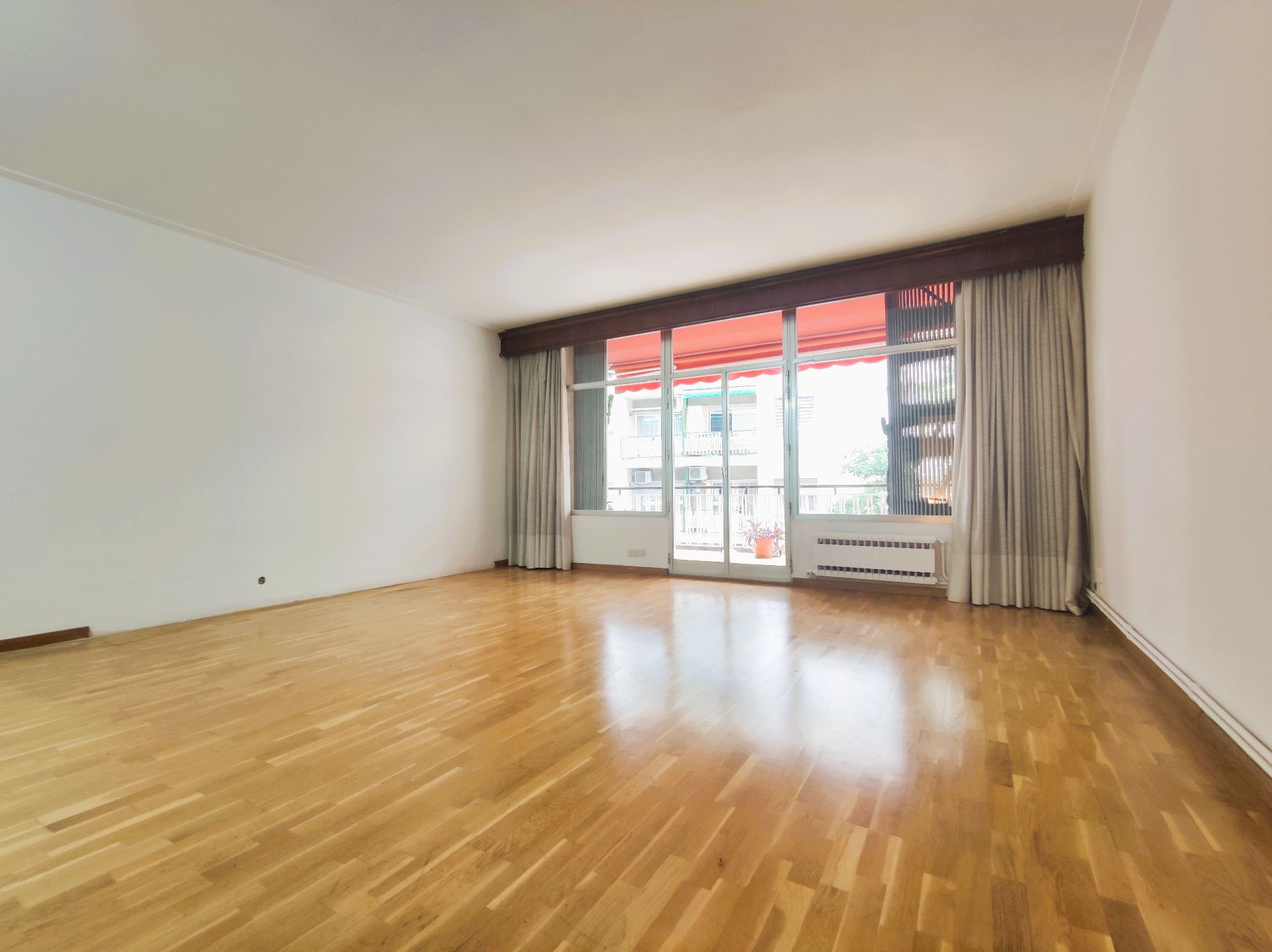 Flat for sale in Carrer del Tenor Masini, Sants , Sants - Montjuïc