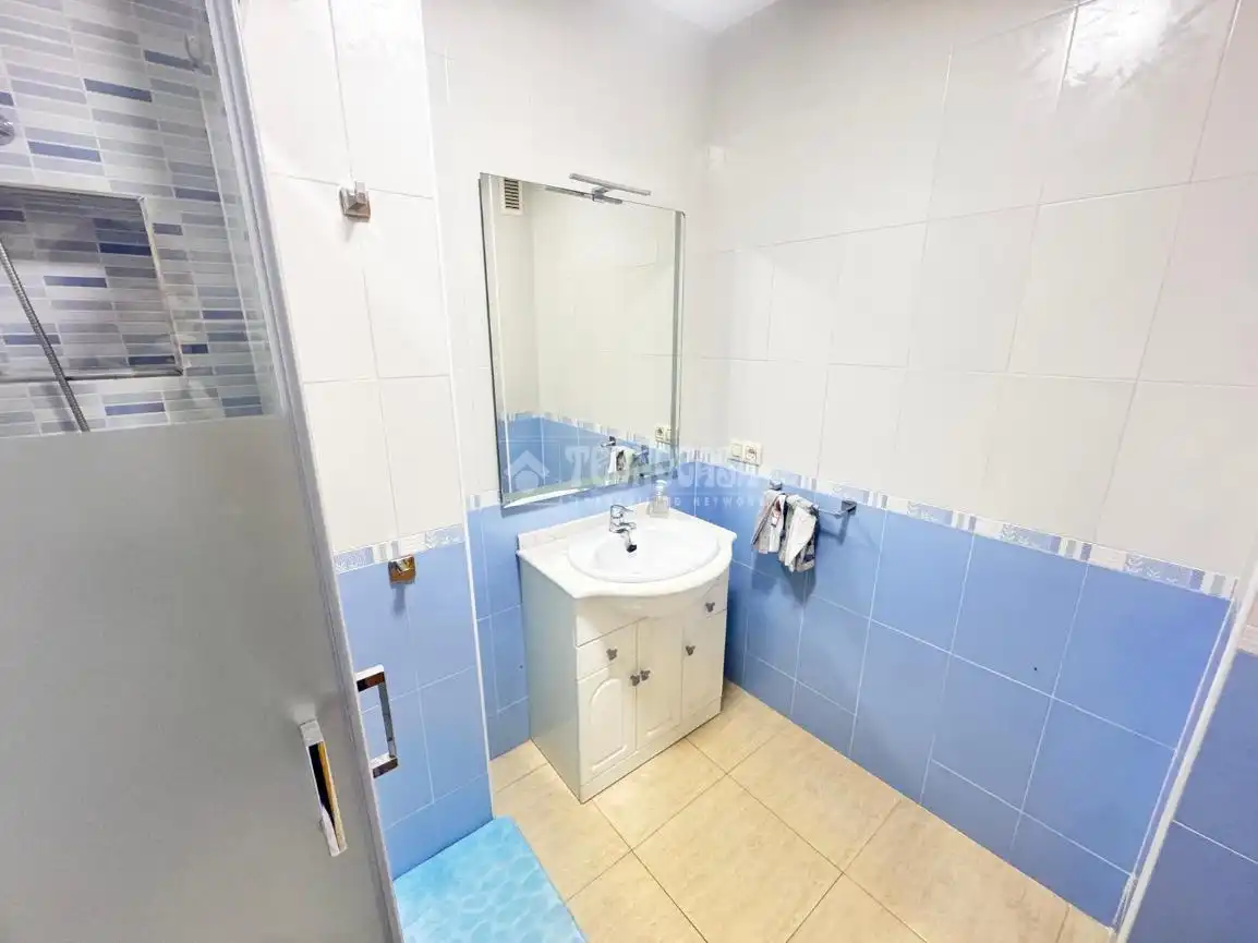 Badezimmer von Wohnung zum Verkauf in Pulpí mit Klimaanlage und Terrasse