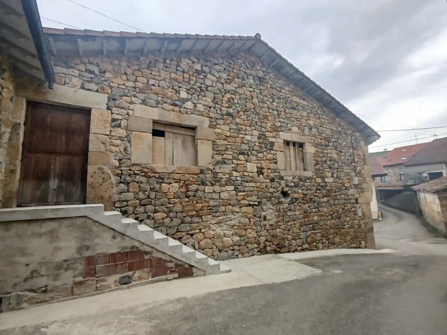 Vista exterior de Casa o chalet en venta en Villafufre con Jardín privado y Balcón