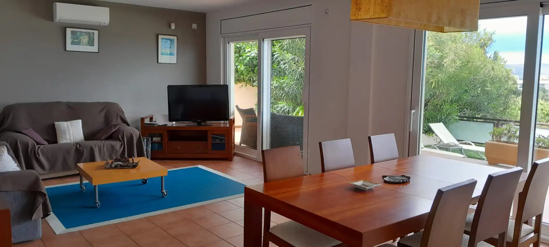 Living room of Houses for sale in Llançà  with Air Conditioner, Heating and Private garden