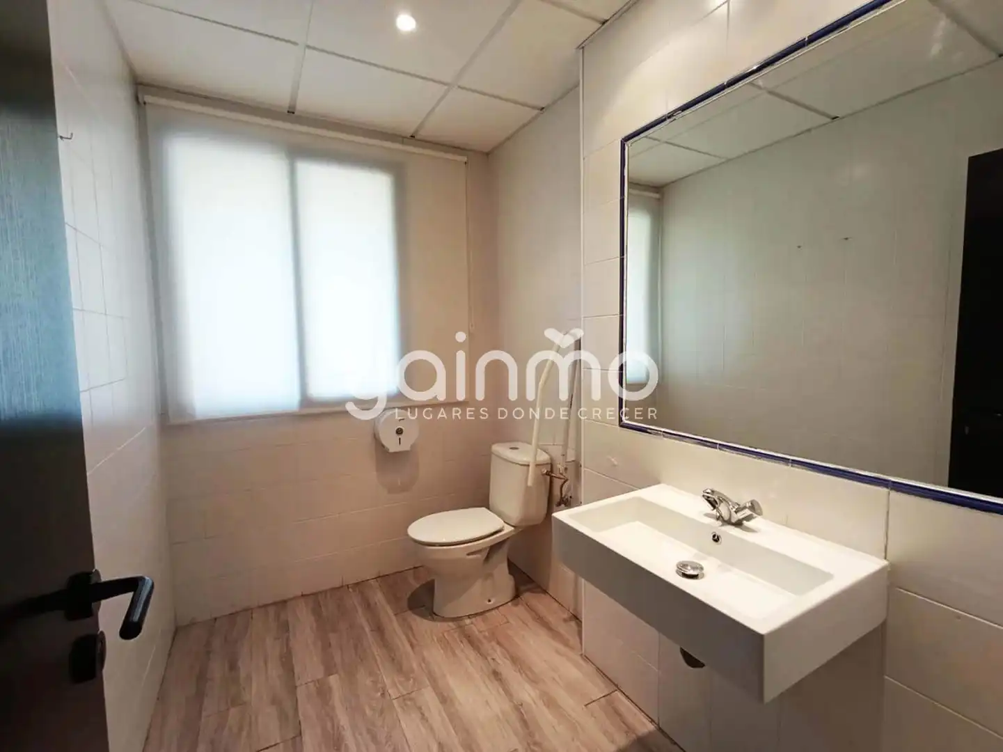Baño de Local de alquiler en Jaén