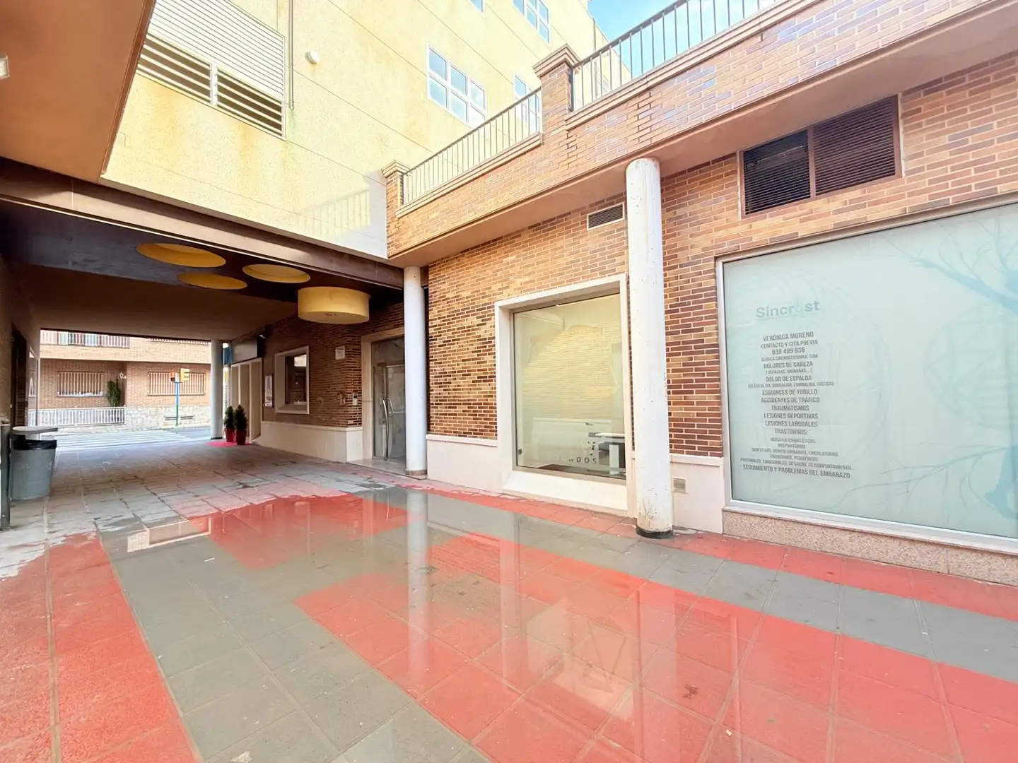 Außenansicht von Wohnung zum Verkauf in Santomera mit Terrasse, Abstellraum und Balkon