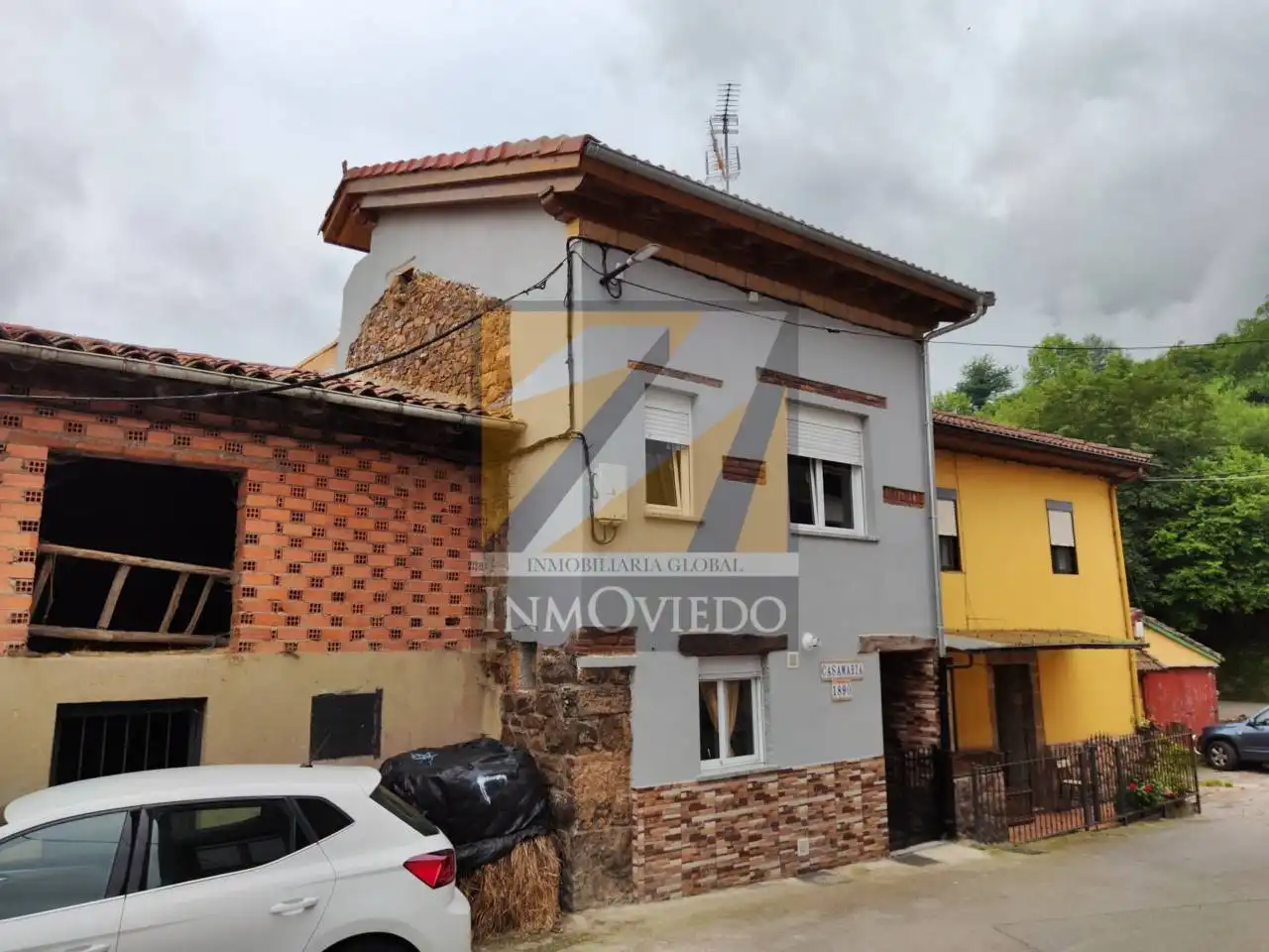 Vista exterior de Casa o chalet en venta en Riosa con Terraza