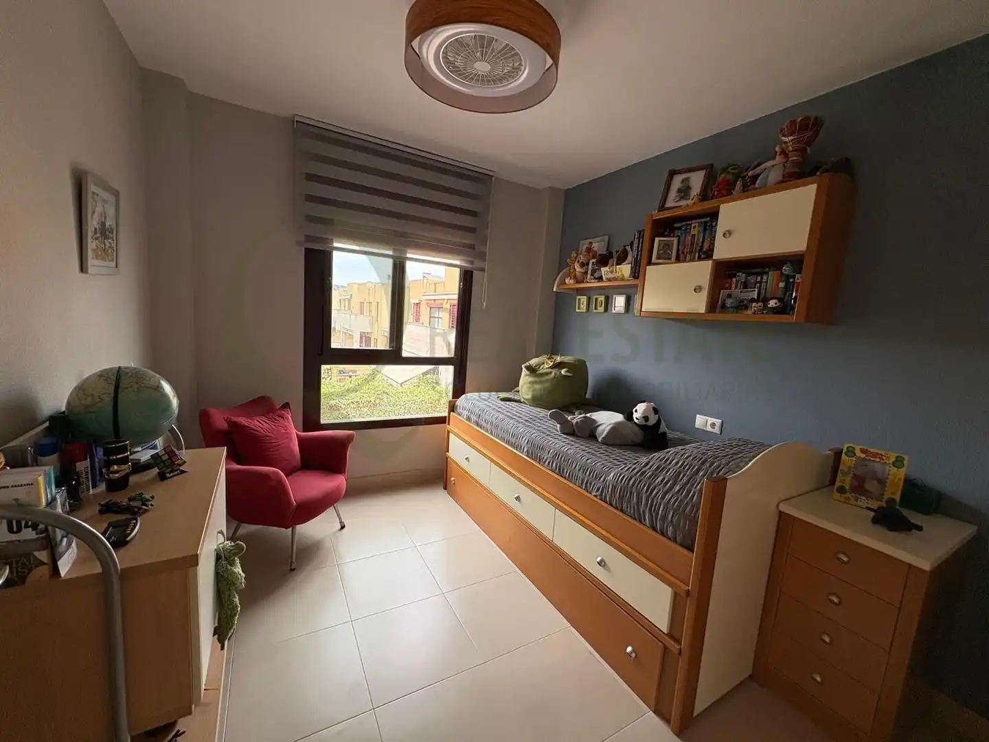 Bedroom of Flat for sale in Mutxamel  with Air Conditioner, Private garden and Terrace