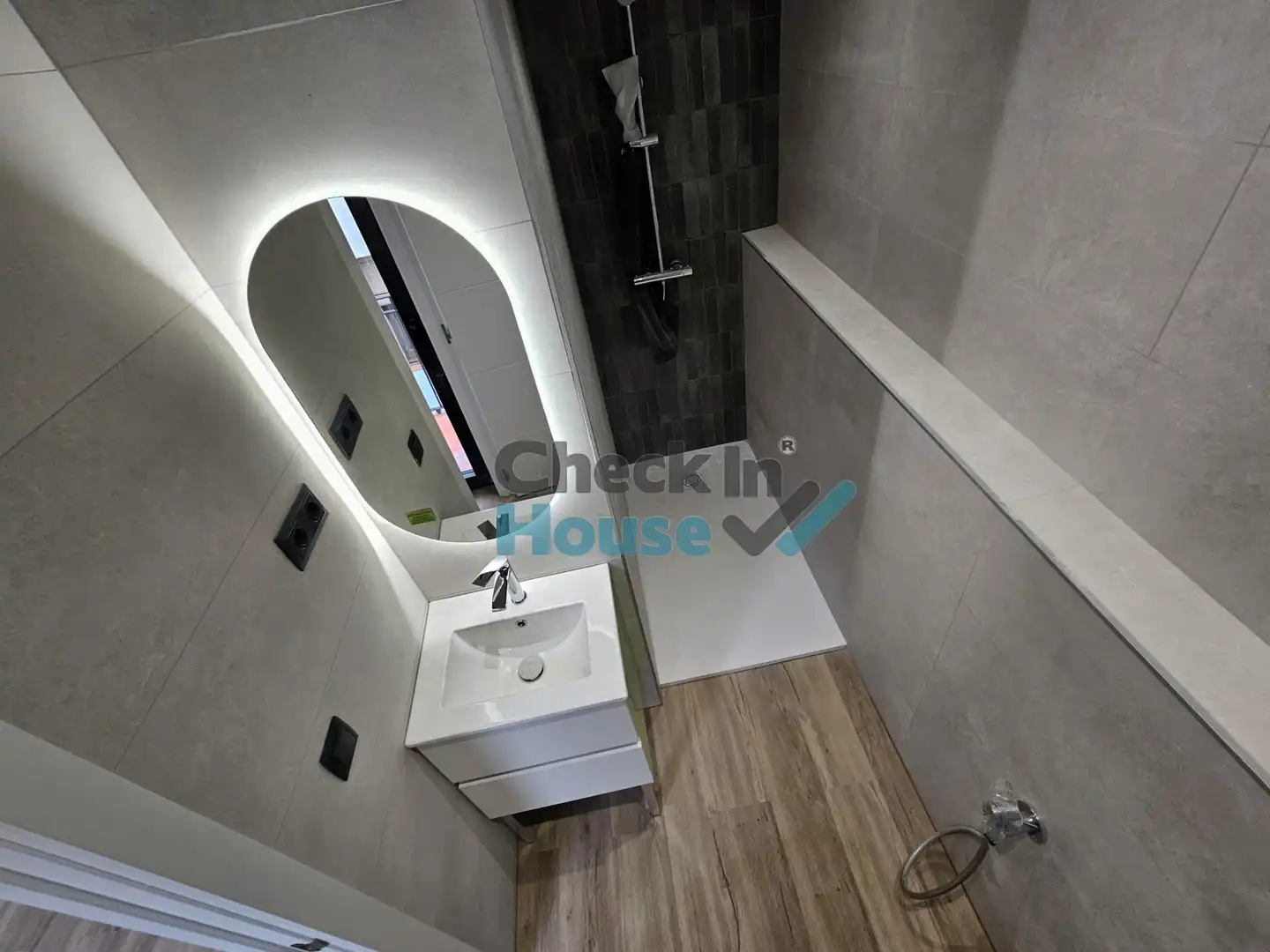 Bathroom of Flat for sale in Sant Feliu de Guíxols  with Heating