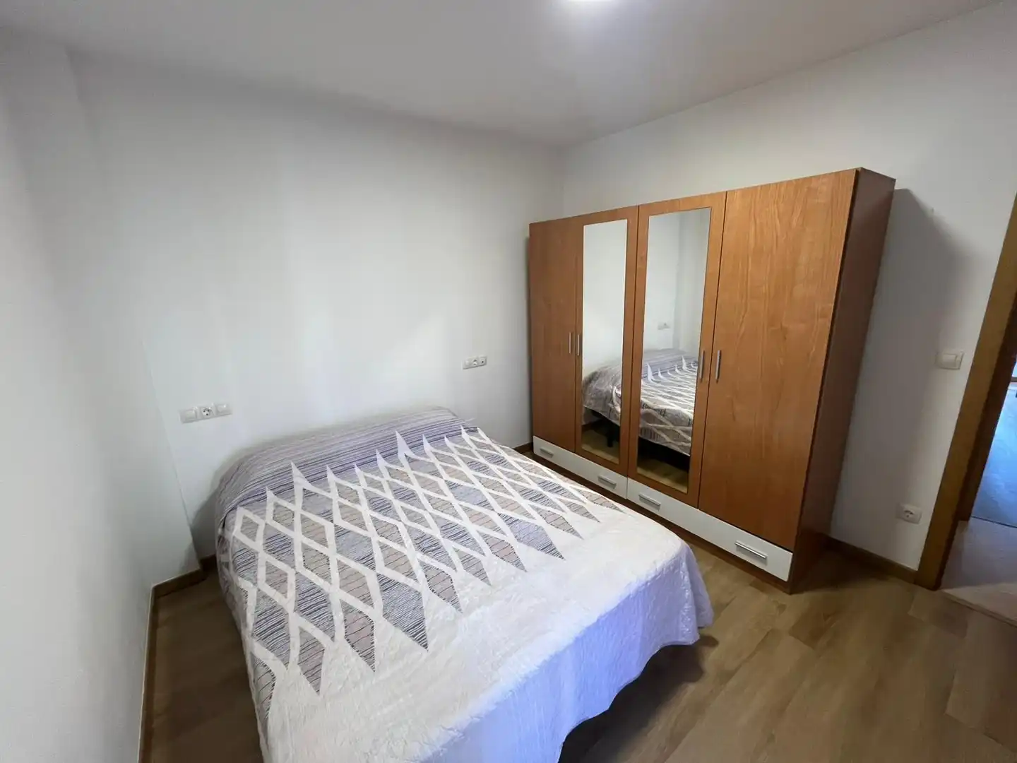 Habitación de Piso en venta en Cee con Calefacción, Trastero y Amueblado