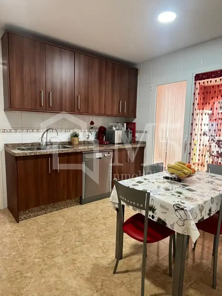 Casa amb piscina en venda a Torre del Mar, imagen 6
