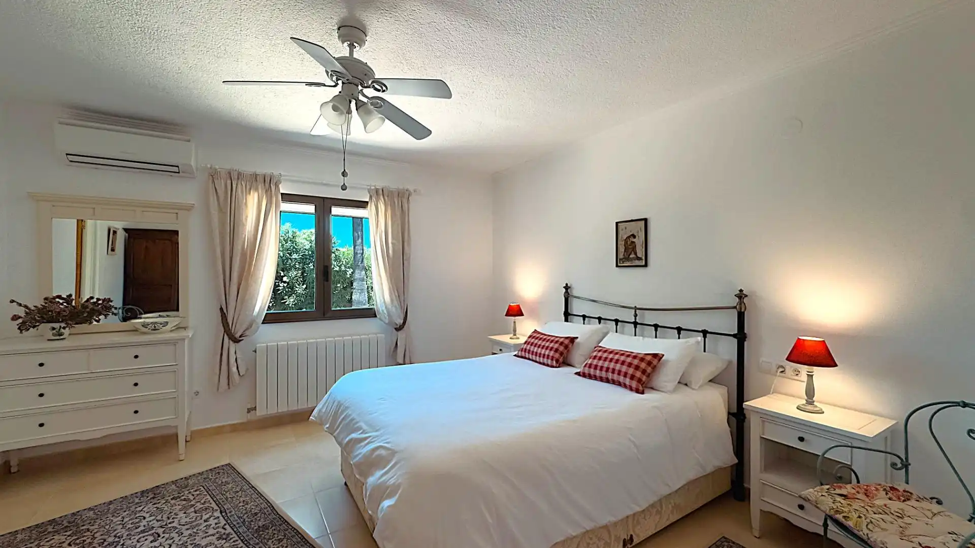 Bedroom of Houses for sale in Jávea / Xàbia  with Air Conditioner, Heating and Private garden