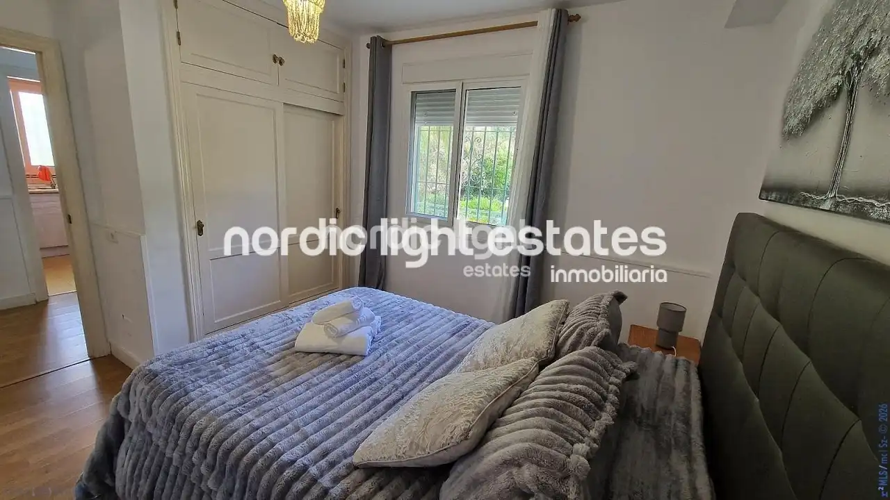 Vista exterior de Piso en venta en Nerja con Aire acondicionado, Piscina y Amueblado