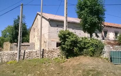 Exterior view of House or chalet for sale in Valle de Valdebezana