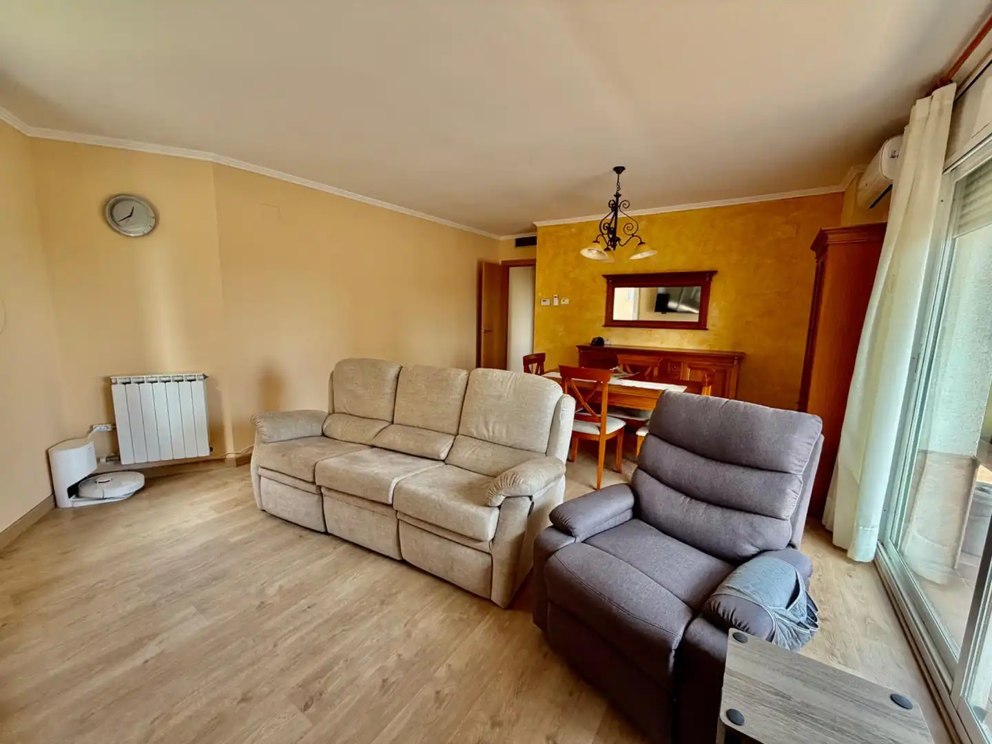 Wohnzimmer von Wohnung zum Verkauf in Mataró mit Klimaanlage, Heizung und Parkett