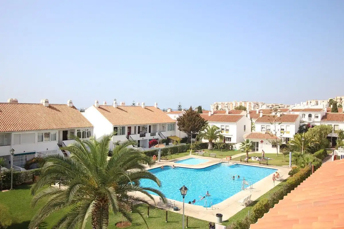 Adossat amb piscina en venda a Centro Internacional, imagen 56