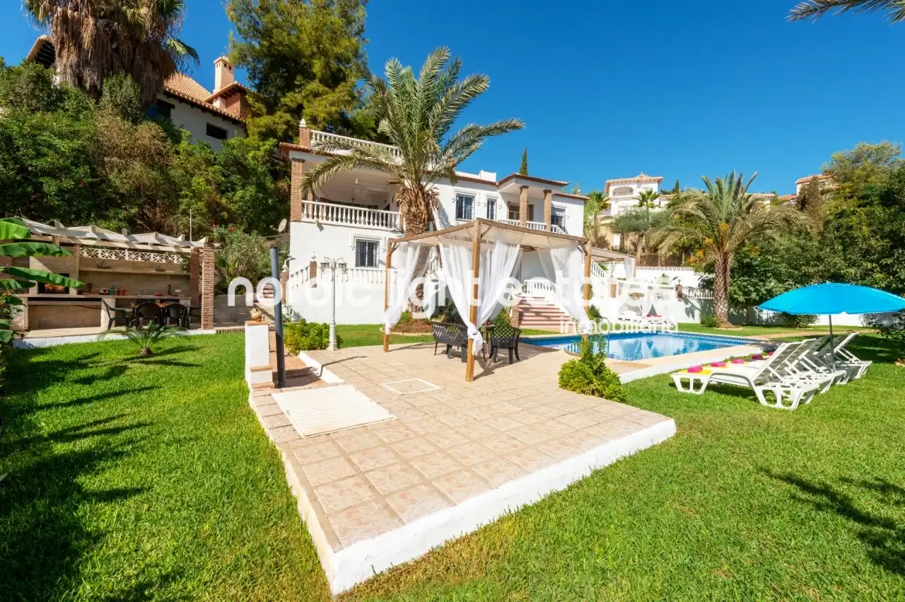 House with pool to rent in Frigiliana, imagen 12