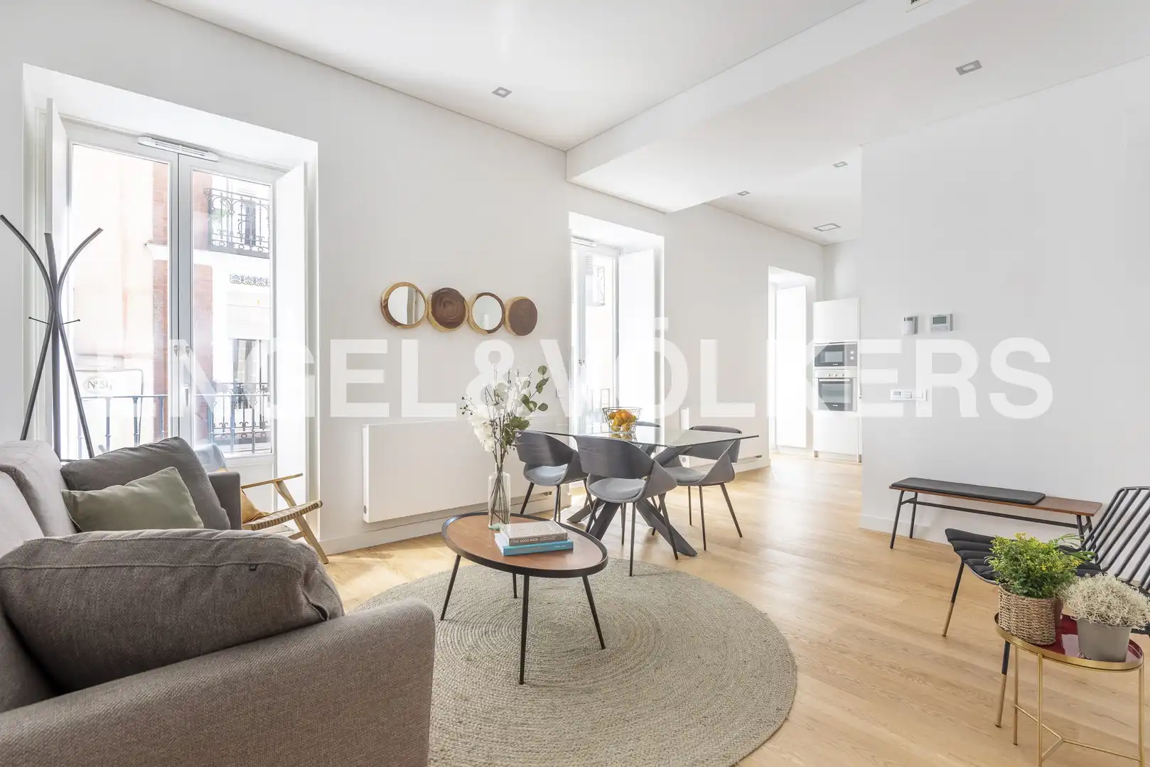 Sala d'estar de Apartament de lloguer en Madrid amb Aire condicionat, Calefacció i Moblat