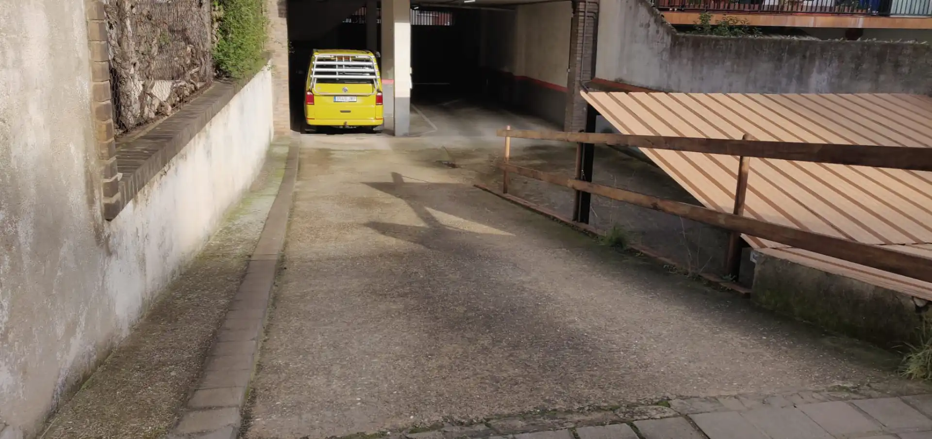 Parking de Garaje en venta en Barberà del Vallès con Alarma