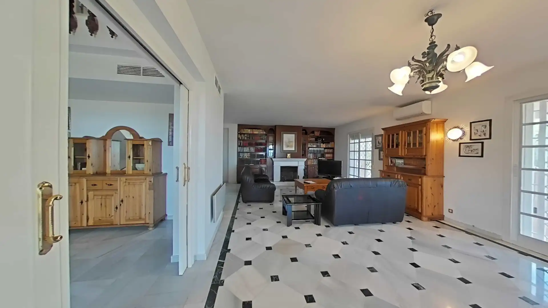 Casa o xalet en venda en Alhaurín de la Torre amb Aire condicionat, Calefacció i Jardí privat