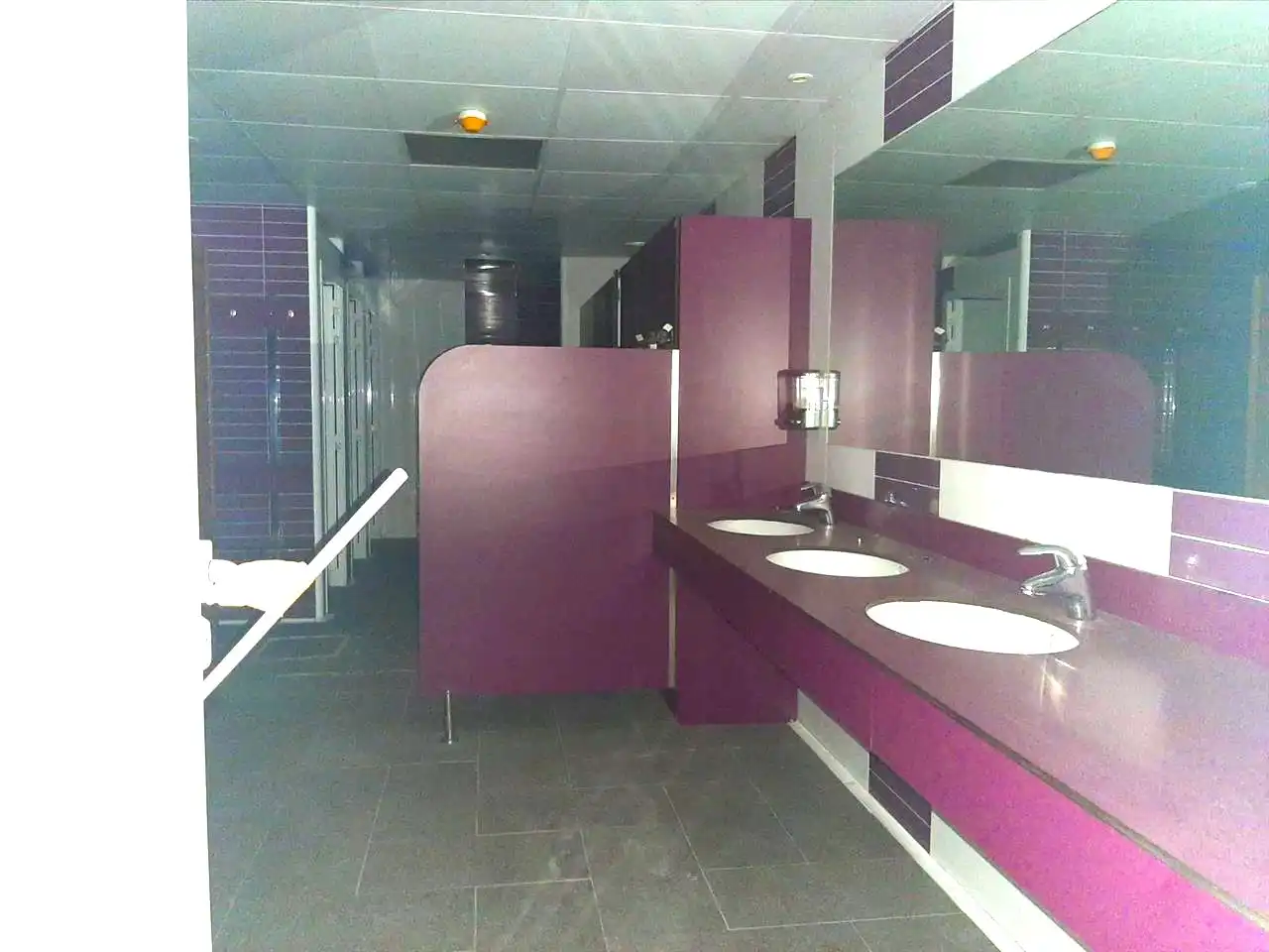 Badezimmer von Büro zum Verkauf in Santurde de Rioja