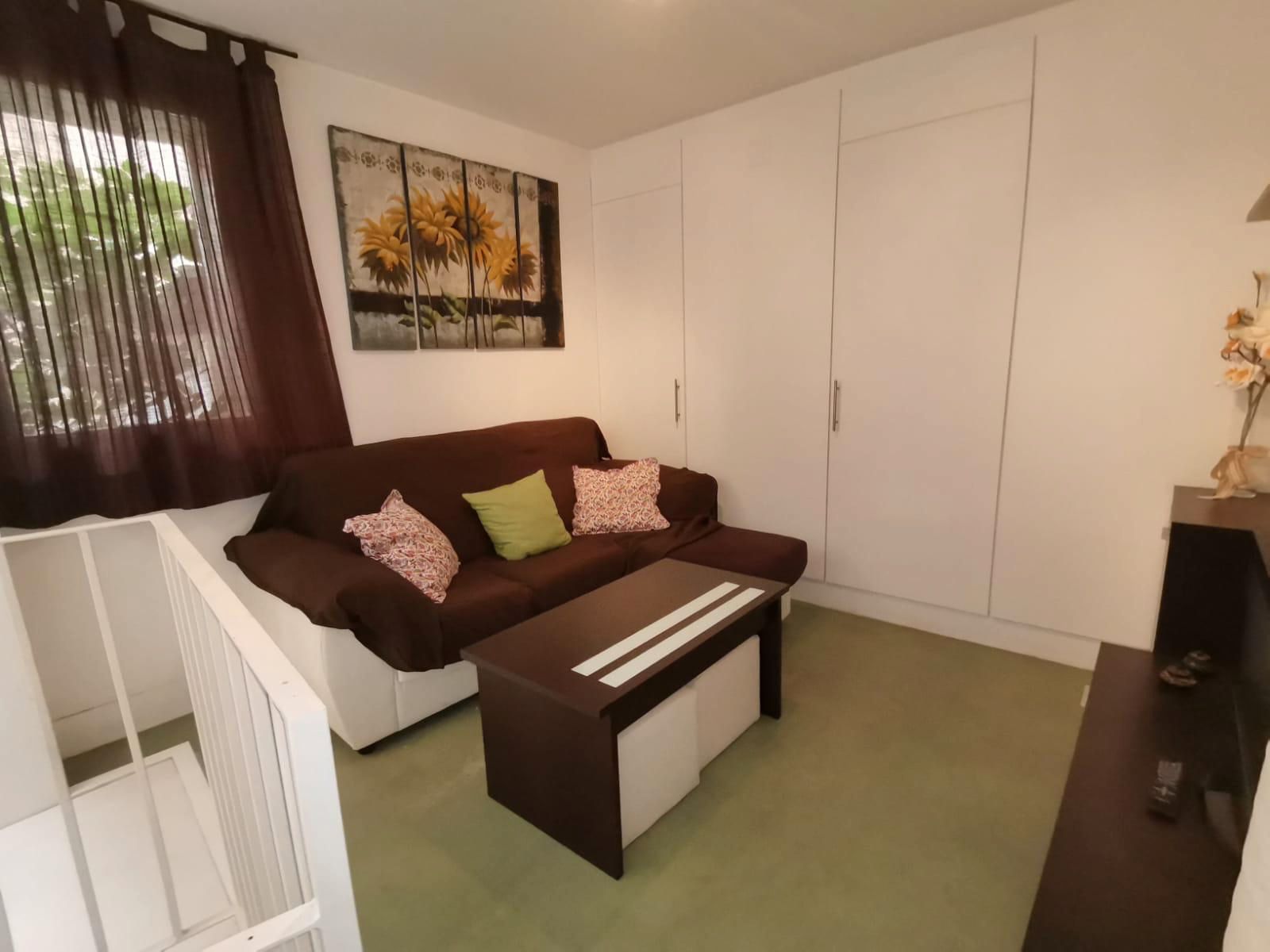 Casa adosada en venda a Calle del Toril