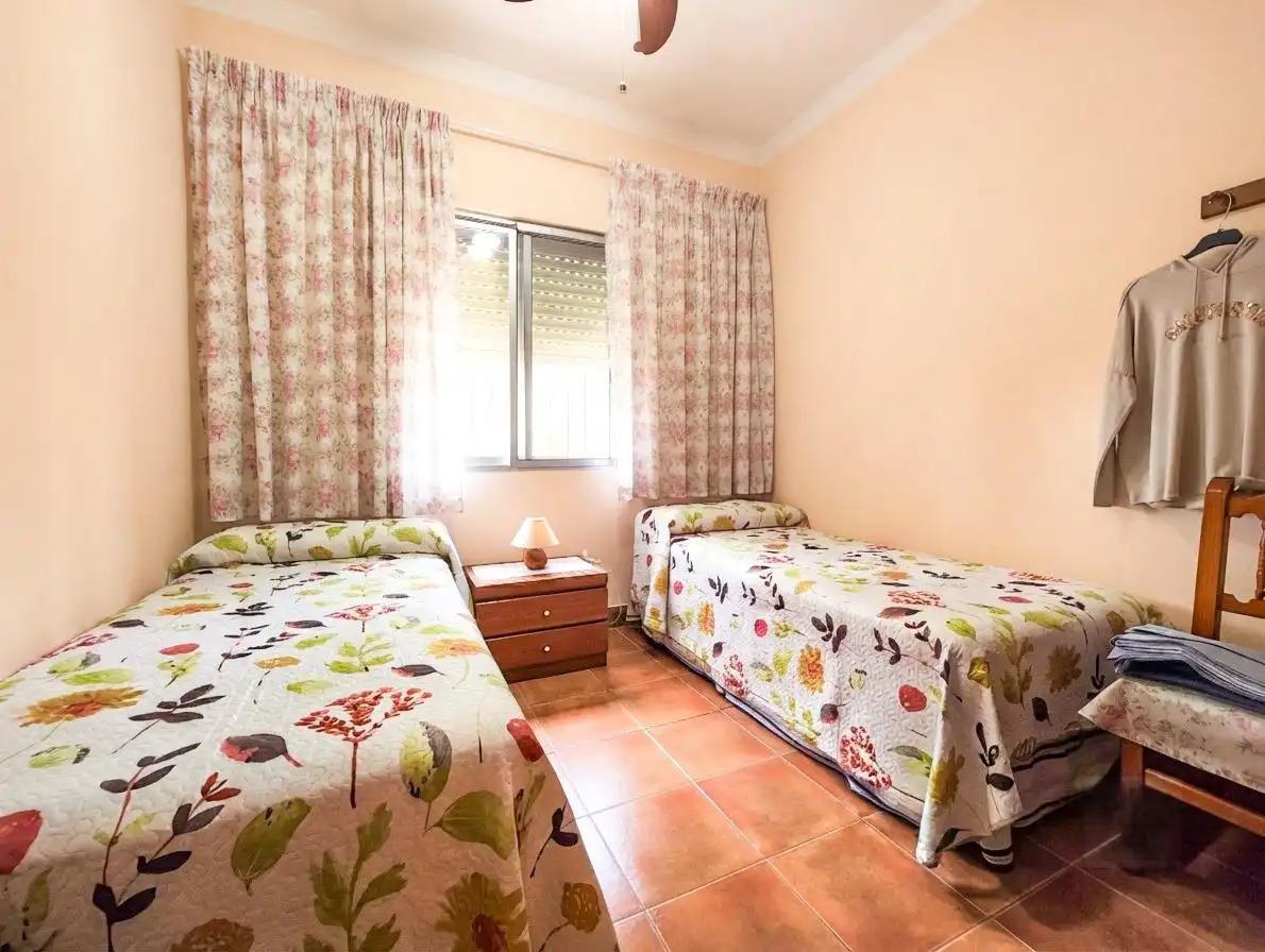 Habitación de Casa o chalet en venta en Puertollano con Aire acondicionado, Calefacción y Jardín privado
