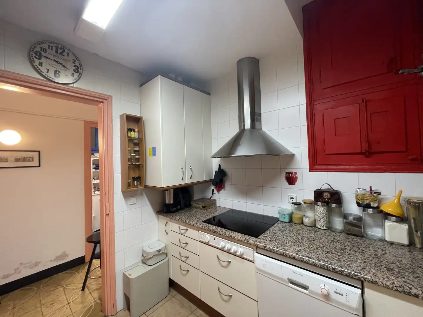 Kitchen of Flat for sale in Girona  with Heating, Furnished and Balcony