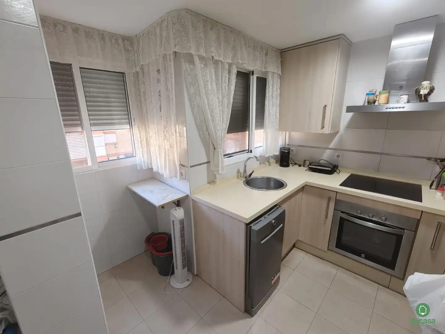 Appartamento con terrazza in vendita a Isla Chica, imagen 3