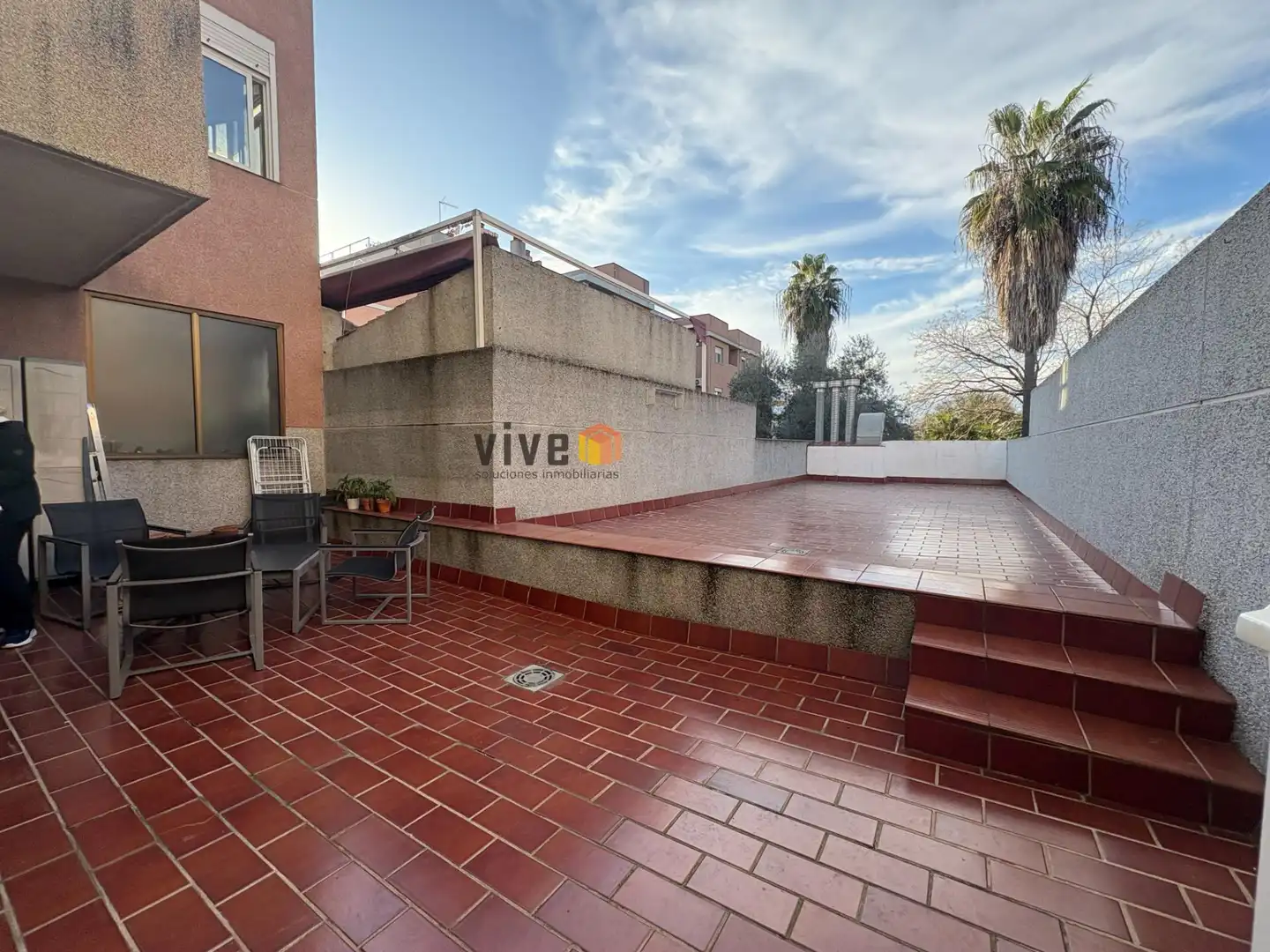 Terrassa de Apartament de lloguer en San Juan de Aznalfarache amb Aire condicionat, Terrassa i Moblat