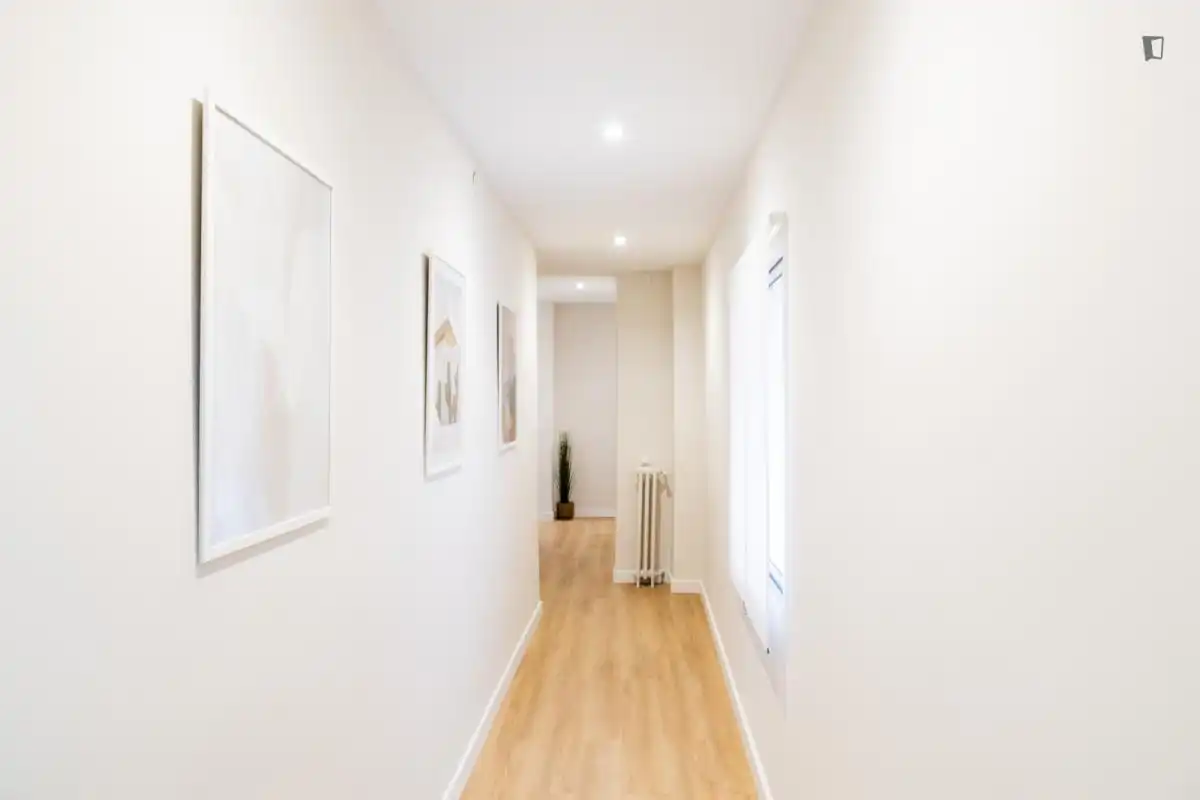 Apartamento para compartir en Madrid con Calefacción, Amueblado y Horno