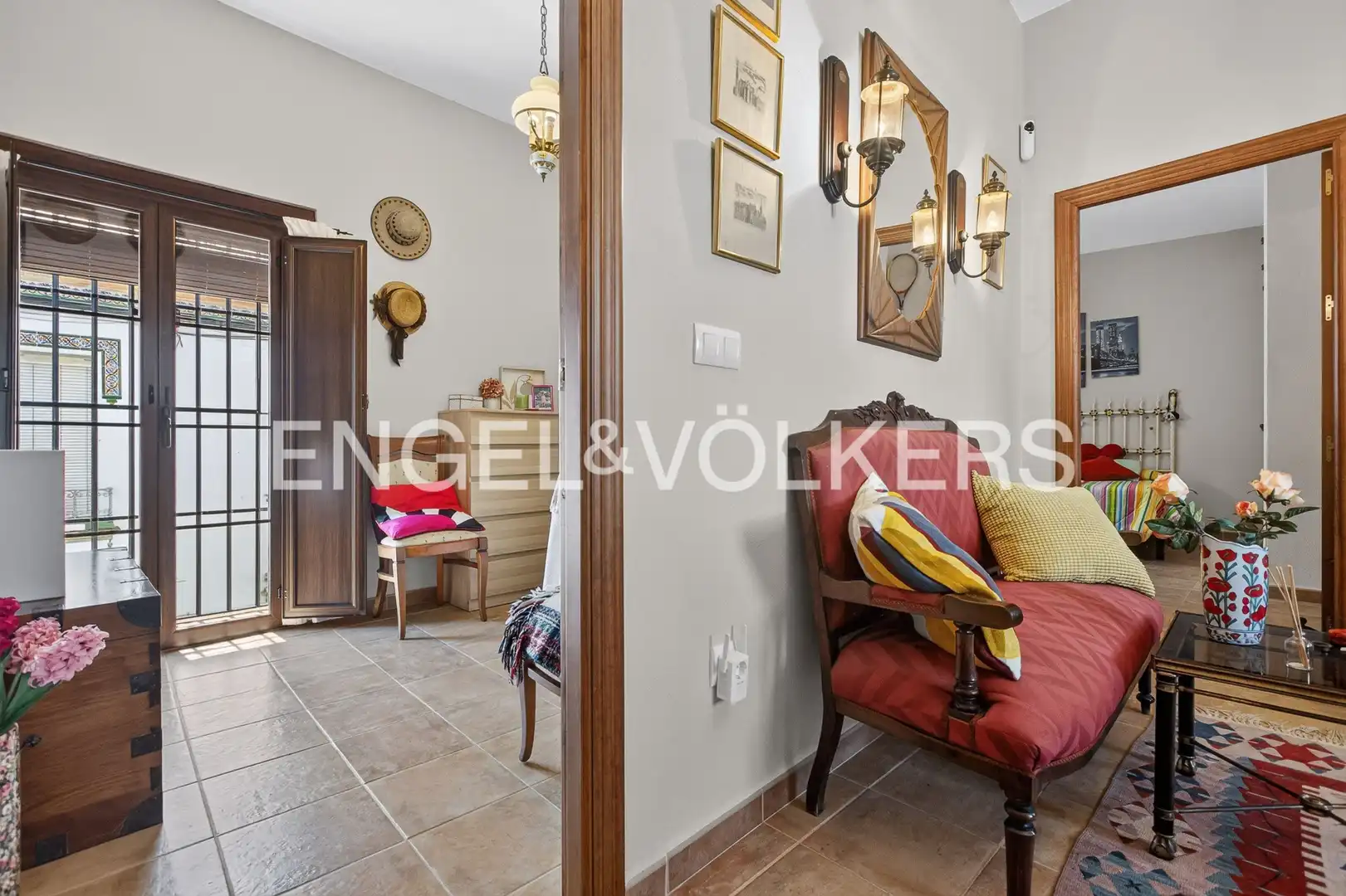 Casa adosada en venta en Gerena con Aire acondicionado y Calefacción
