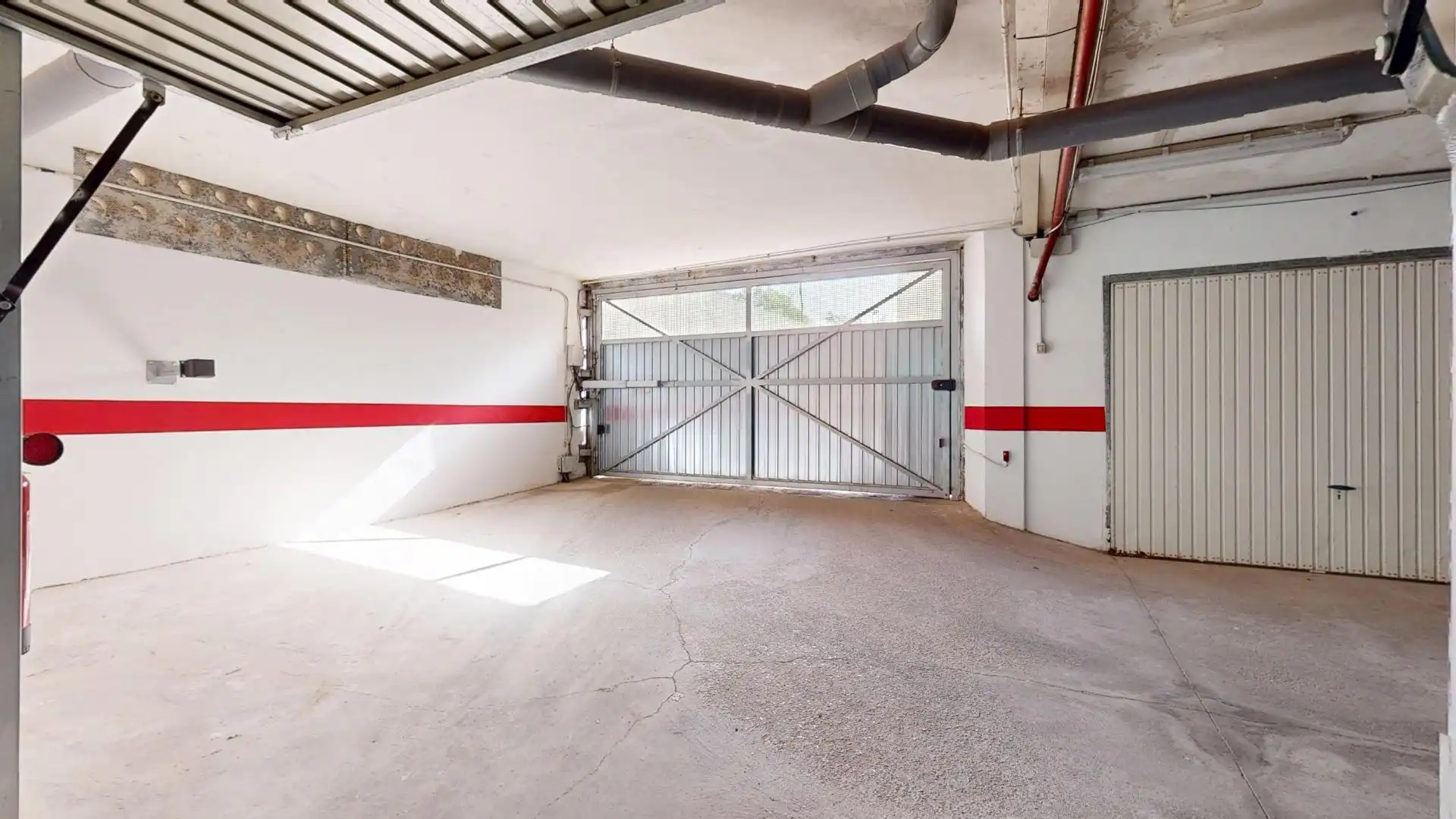 Parking de Casa adosada en venta en San Pedro del Pinatar con Aire acondicionado, Terraza y Trastero