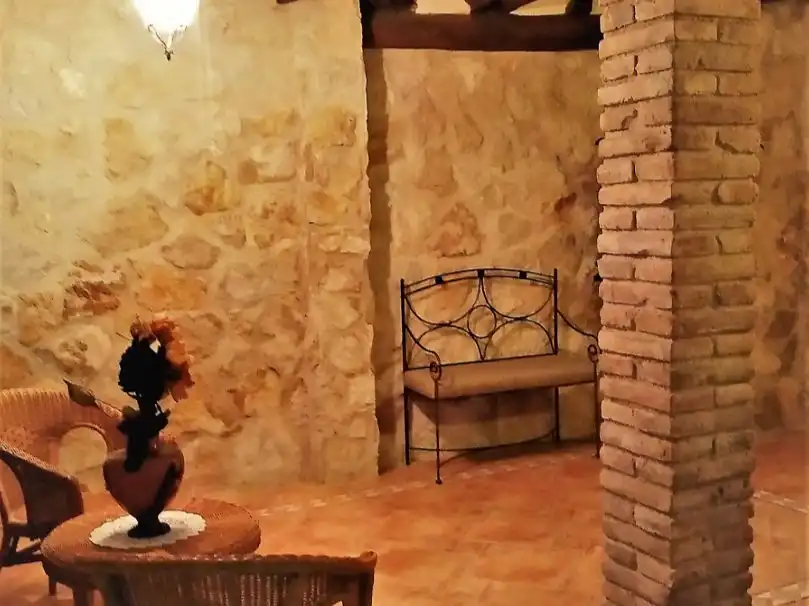Casa rústica con jardín en venta en perello 6, imagen 4