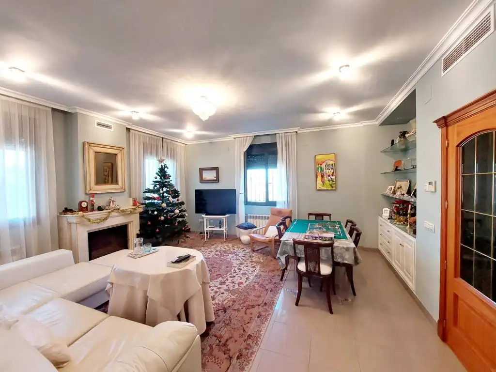 Casa o xalet en venda a Calle Sierra de San Pedro, Las Vaguadas