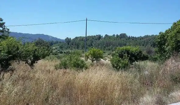 Terreno en venta en L'Orxa / Lorcha