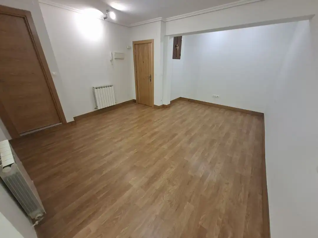 Flat for sale in Elorrio  with Heating