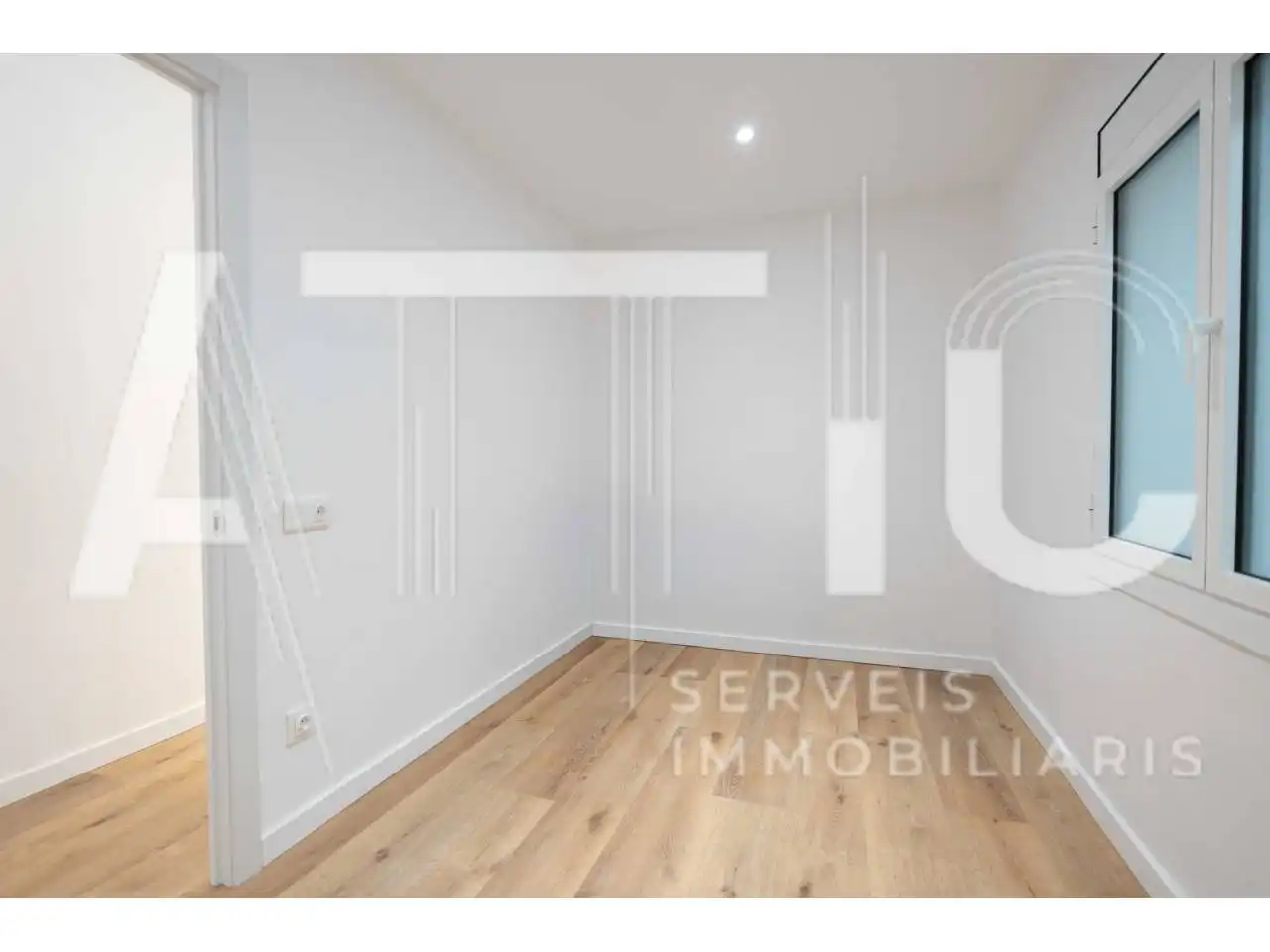 Habitación de Piso en venta en Ripollet con Aire acondicionado, Parquet y Balcón