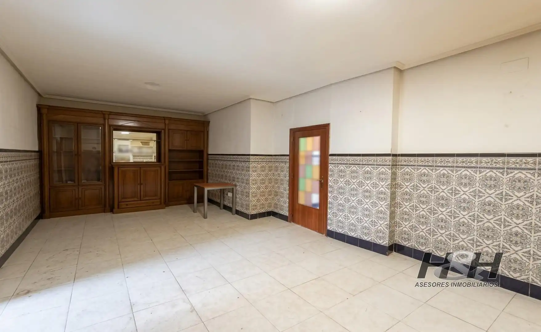 Erdgeschoss zum Verkauf in Valencia, Valencia