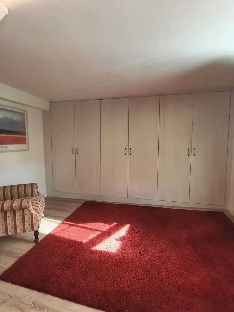 Habitación de Casa adosada en venta en Luena  con Calefacción y Jardín privado
