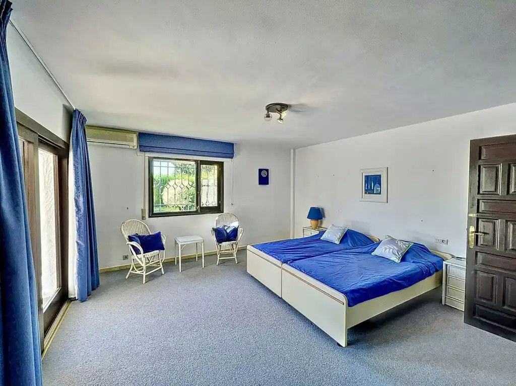 Chalet con piscina en venta en Valtocado - La Alquería - La Atalaya, imagen 4