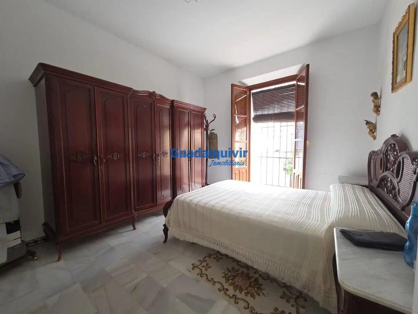 Dormitori de Casa o xalet en venda en Nervión