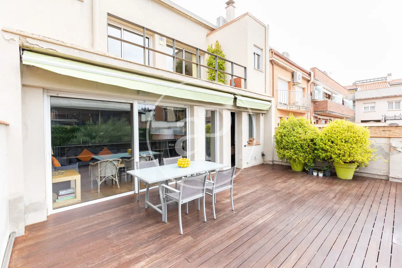 Terrassa de Casa adosada en venda en Sabadell amb Aire condicionat, Calefacció i Jardí privat