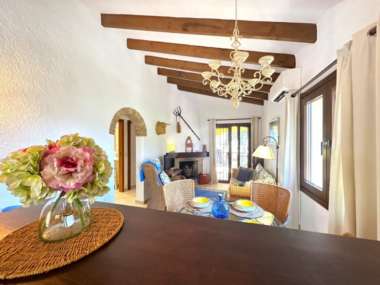 Esszimmer von Wohnungen zum Verkauf in Moraira mit Klimaanlage, Heizung und Privatgarten