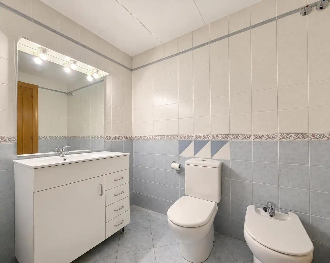Baño de Piso en venta en Granollers con Calefacción, Trastero y Balcón